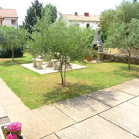 Apartment Elvira Krk Town