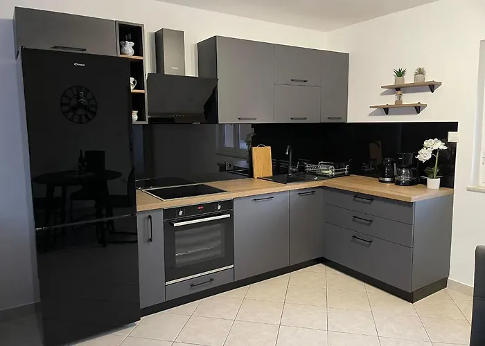 Apartman Elvira *