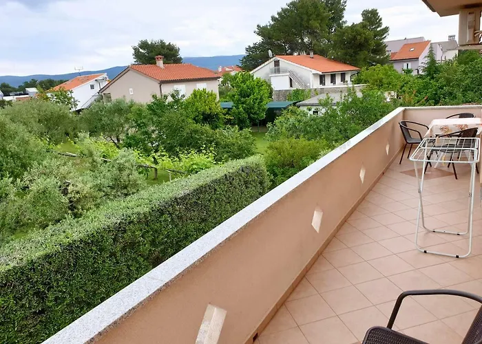 Elvira Apartman *