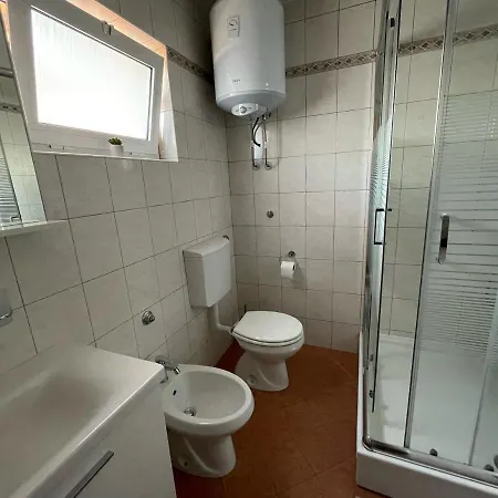 Elvira Apartment