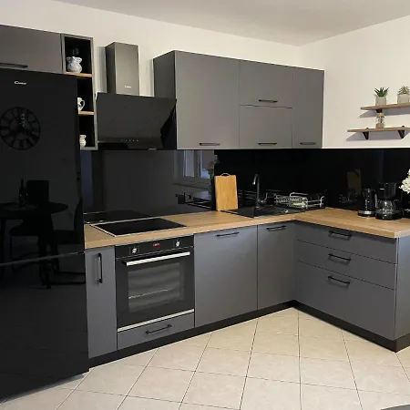 Apartman Elvira *