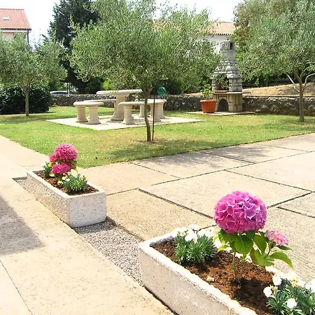 Apartman Elvira *
